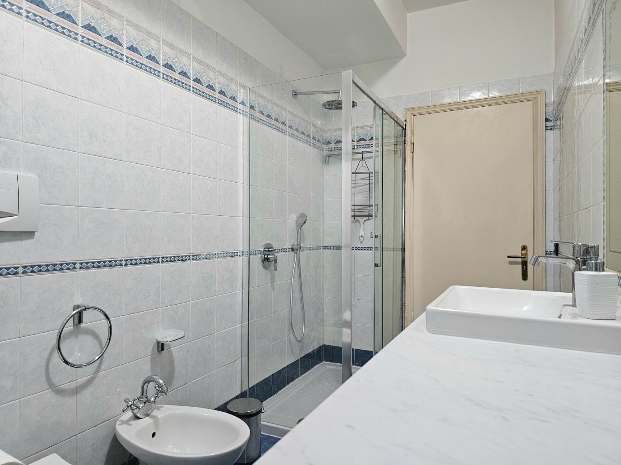 Lucca Roomy Apartment With Balcony And Parking! Εξωτερικό φωτογραφία